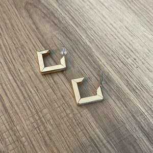 Square Block Curved Gold Earring Set